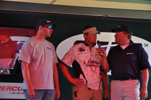 BF9910D3-24FC-4DED-9D5A-6024E7C2C33F