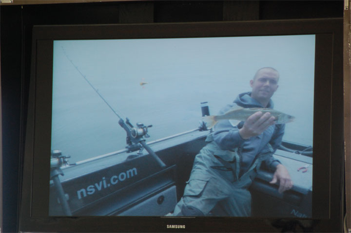 BFD02556-E389-4392-B390-AAA009B2B33A