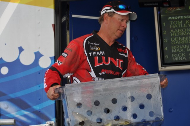 BFFD9C6A-DB36-4922-BCE8-7E8E74CE234D