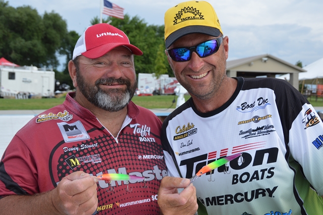 FB3ED549-88A4-4D9C-8C31-345F7963A08E