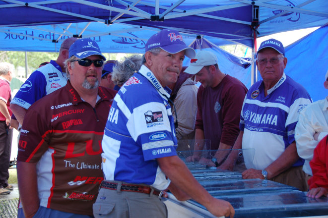 E2BF288F-BC93-419A-BDD2-16FA779899CA