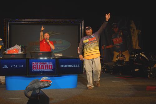 C00CC086-1C10-4AD4-8A58-4B3113FE52E5