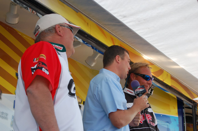 C00F8F90-4F08-4286-AFCC-6A467FD586E3