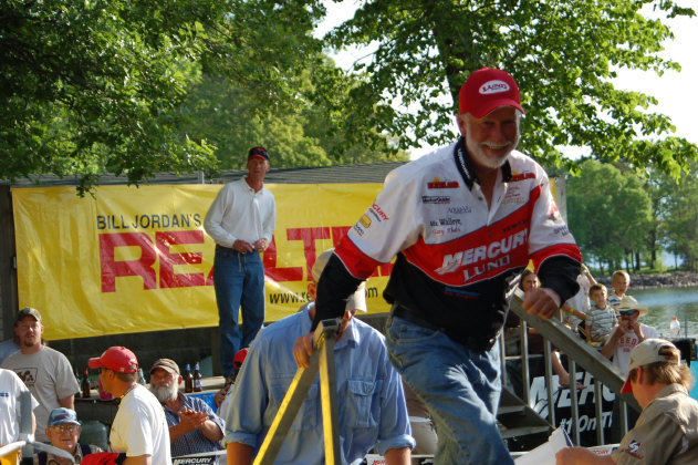 C0566FCF-731C-4588-9331-D766C34158E6