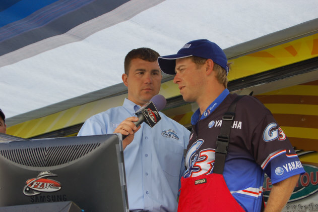 C06150D6-E42C-4A04-A6DF-F4AD3A6B29CB