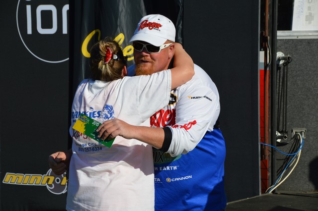 C0B942E4-6D52-4088-902D-CEFA98866148