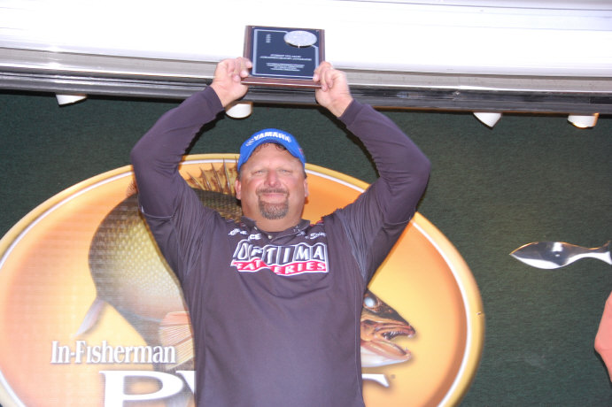 C0D33812-57E2-436C-8B5E-6B85D22A729F