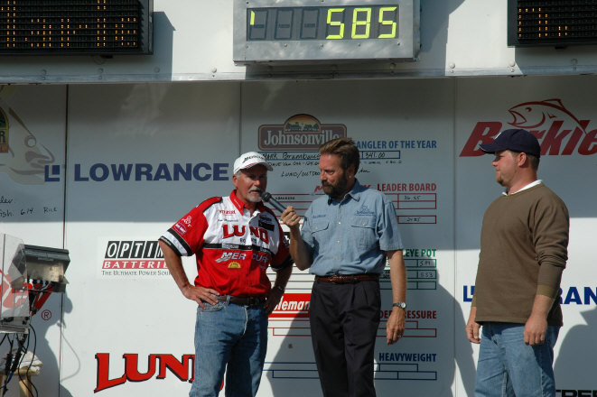 C104F76B-78A9-4A6B-8F9A-AC74B140716A