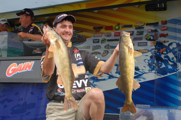 C14559E0-8E69-4550-A53B-4EB286BAD72E