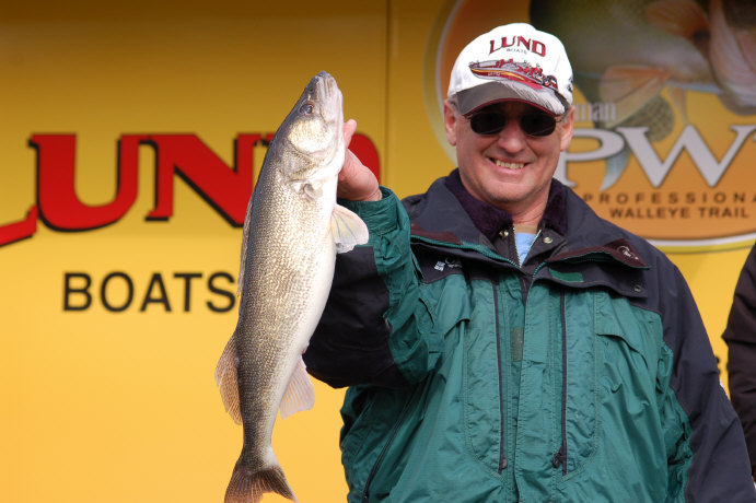 C14D8025-2F9B-4611-85F1-32551EB2E807