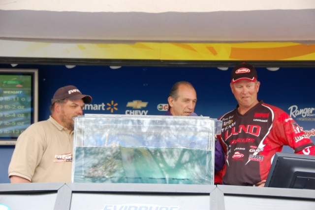 C1E1E165-496A-4D71-BD7A-9FCEF331D0E6