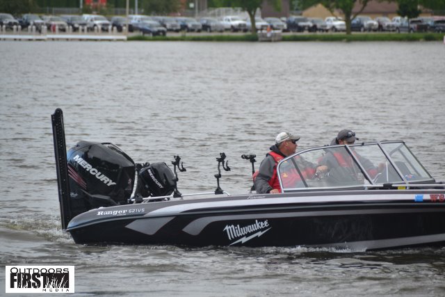 C1EC3FCF-6260-453D-A650-96FF742E4E37