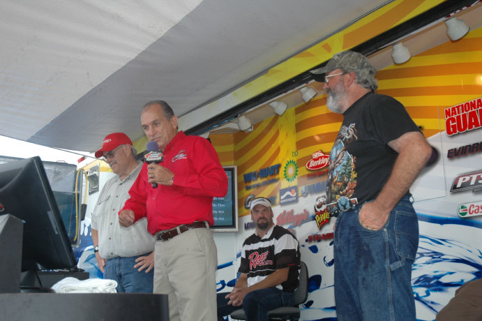 C23C6FB4-D087-4EFF-BA8C-6318B9796094