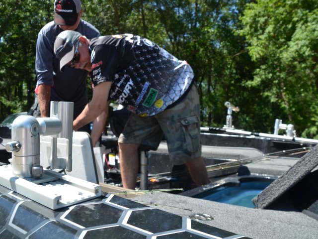 C24263EB-A708-487A-8E88-00CCC396F78F