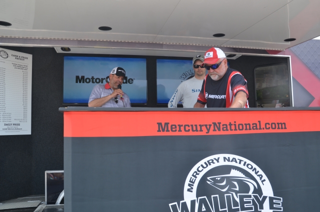 C29A00D2-5611-4F20-B666-616D212B94A2