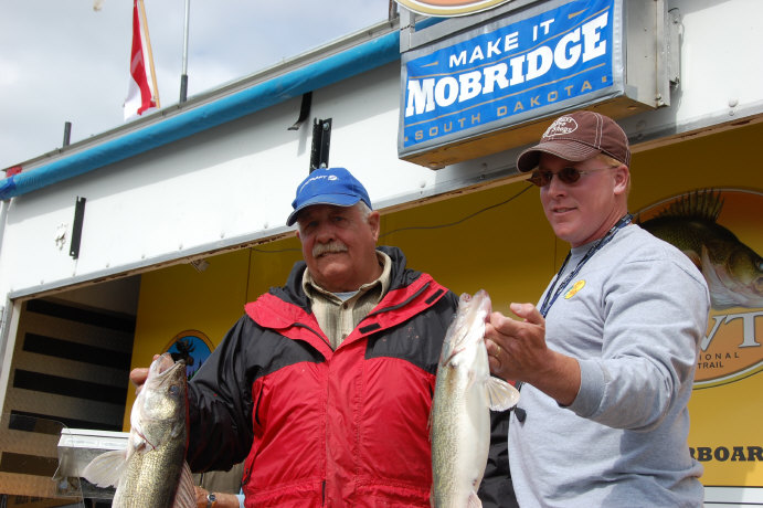 C2A81610-8BC2-4A4B-BC28-FF71CB7AC964