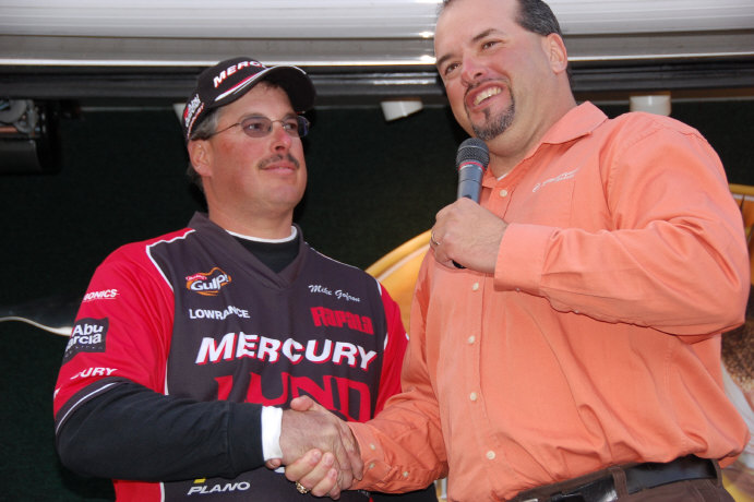 C2F5DBC5-B94B-43BE-B41A-4CDF69A2B8F4