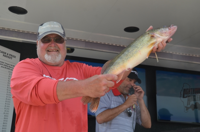 C3113A4B-3B1B-4F44-AD0F-420269D7CC37