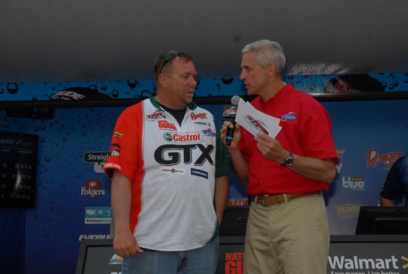 C393898E-5749-4237-BB1E-38E936287ED3