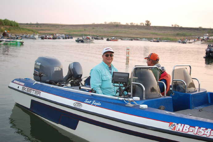 C3DCE70E-61CF-420E-AAEA-2E2278806A7E