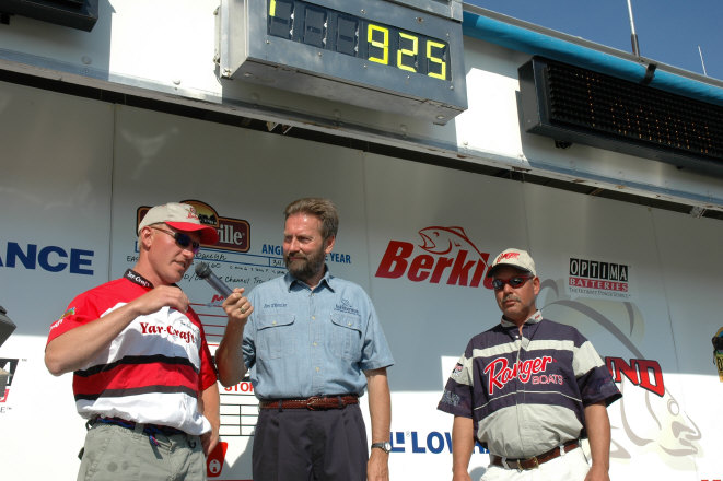 C3F78F07-4FF0-41FD-8AA6-BF208D55B29B