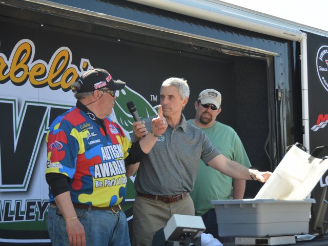 C3FA4073-7CA9-455D-8386-E0AB8B30EB7C