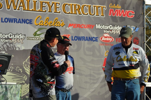 C4383172-1C43-4105-ADE2-831275BE3297