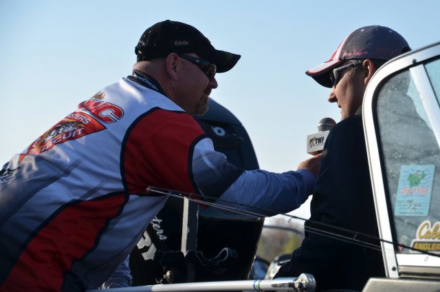 C472E887-1F0D-4EC6-BEB0-E221FF16541B