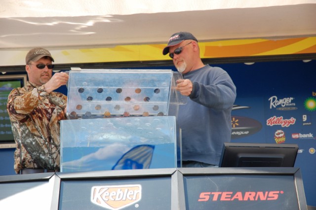 C47C3CB6-3273-4974-BF5C-568C6D8D375A