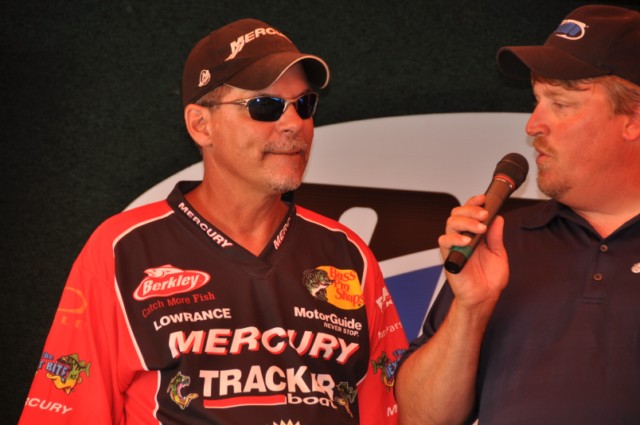 C48E495A-647A-49D4-B35F-4F40A75B3245