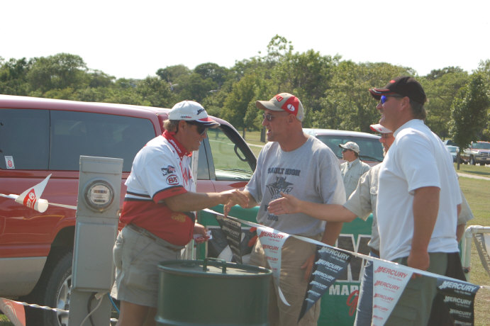 C4B8C4F8-3C69-4ACB-8F26-3C931F2EEA85