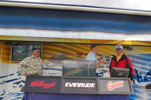 C4BD64A3-F55D-443E-BEBD-F7257DB39842