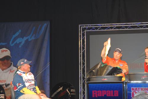 C52050E6-A125-45FD-A2FD-6B450830F368