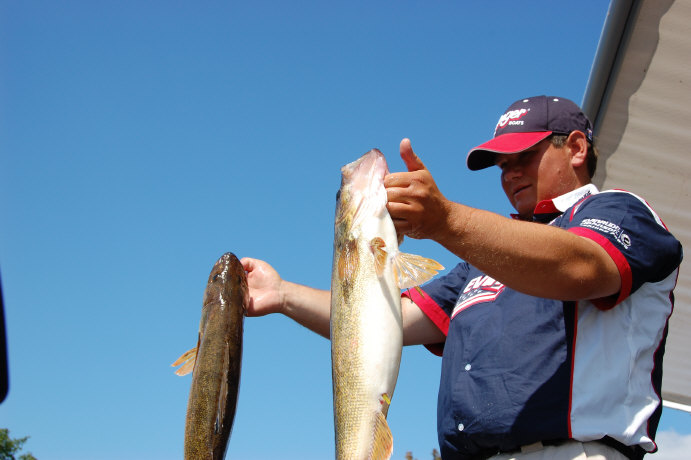 C5566804-9CD9-49A4-AEB1-408381D4B47A