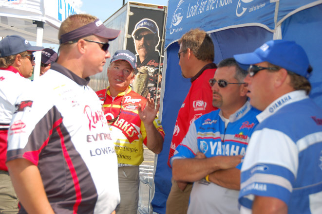 C5B51BEE-42B4-4380-A8DE-05C028F6034D