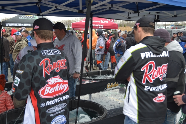 C6249734-7B5B-496C-9FEC-8303F96278D6