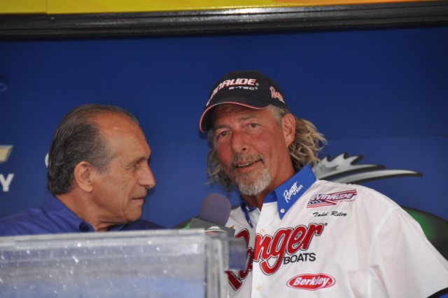 C63392FA-6F92-4E10-A99F-D959A849C573