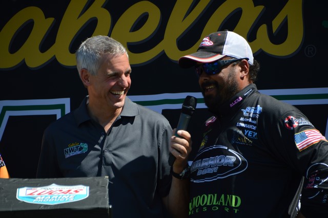 C6702700-671A-4842-B0FD-7EC9E5C09D9E