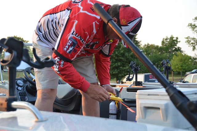 C69AABA8-2BD6-4492-92BF-726FAF87352B