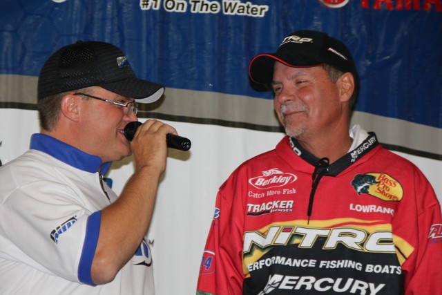 C69C29A1-E584-4B33-B5CF-5A6E61ADDAE0