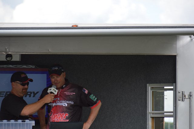 C6A7103D-4B5E-4C3A-B2E5-EABF3220FB16