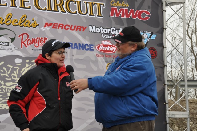 C6D37DC3-4E1A-4932-8246-96221FA01B67