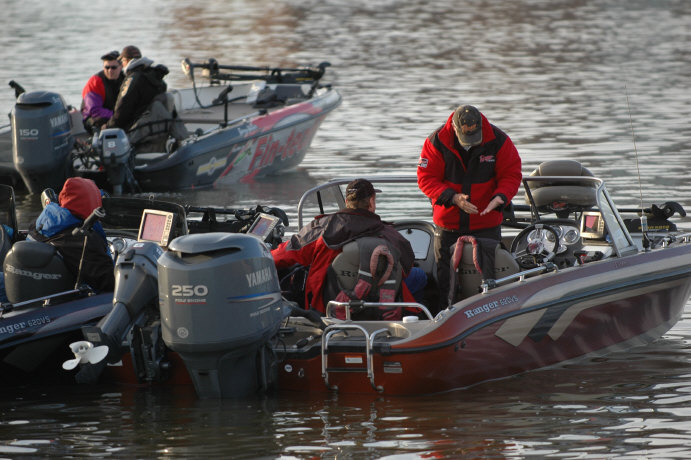 C6D87FE3-1F7B-4D3A-9279-DB7C751CF300