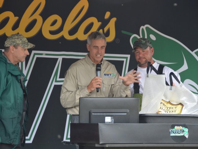 C6D94639-475C-4077-963F-A97E526F4255