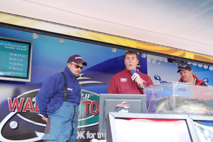 C6ECB98B-032D-4CC4-935C-1C40F6812A21