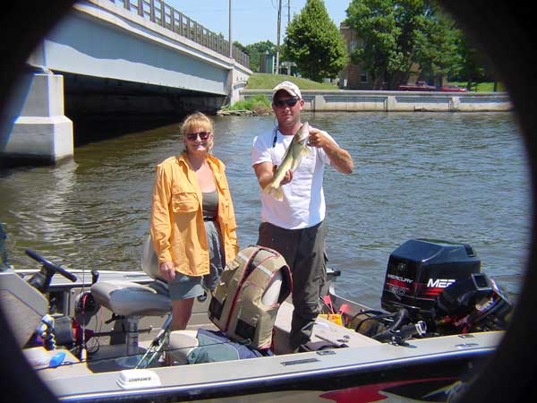 C6ED99B3-741B-429A-AA06-31EBB49615C5