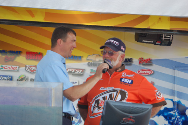 C6F5A861-2D70-4F8F-B619-937B96641D9C