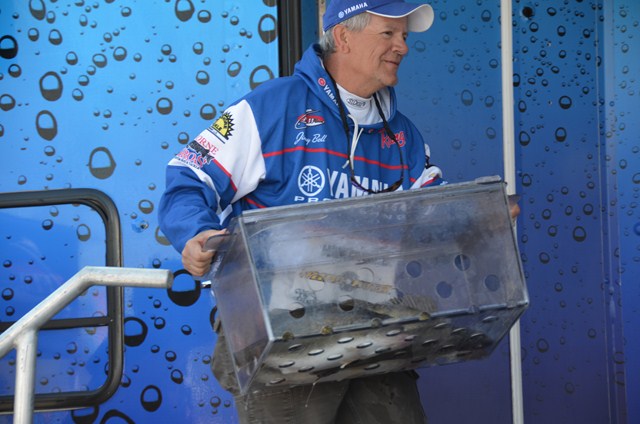 C6F86E0D-7B8F-469F-9431-2C14964E88A3