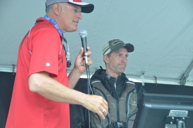 C7445572-9223-437E-9214-D76E26A5B8DD