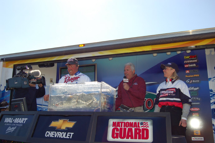 C747B328-C045-48CD-8174-D8BB34689C33